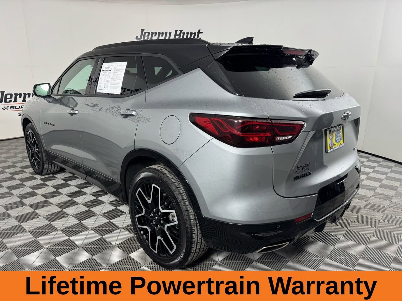 Used 2024 Chevrolet Blazer RS w/ Enhanced Convenience Package image 9