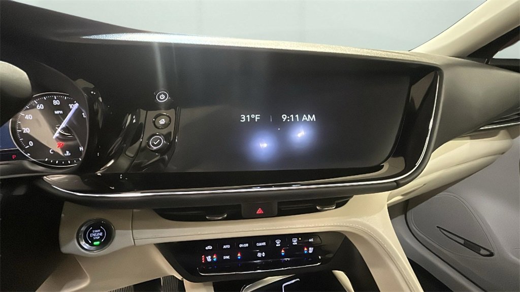 Used 2023 Buick Envision Avenir image 10