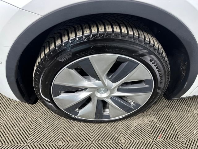 Used 2021 Tesla Model Y Long Range image 10