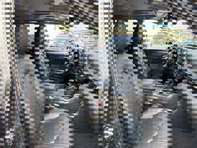 Used 2024 Toyota Highlander XLE image 31