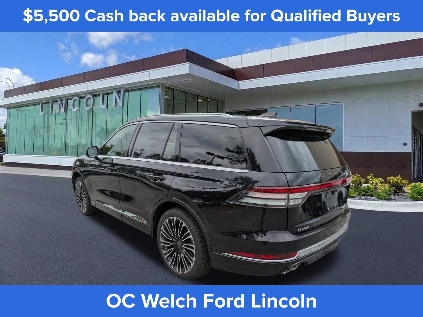 New 2026 Lincoln Aviator Black Label AWD/4WD image 3