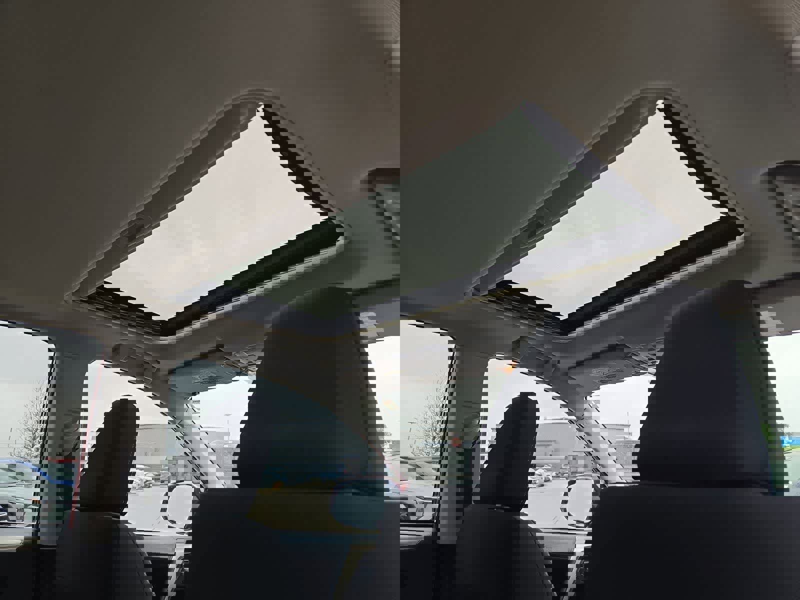 Used 2014 Toyota RAV4 XLE FWD image 21