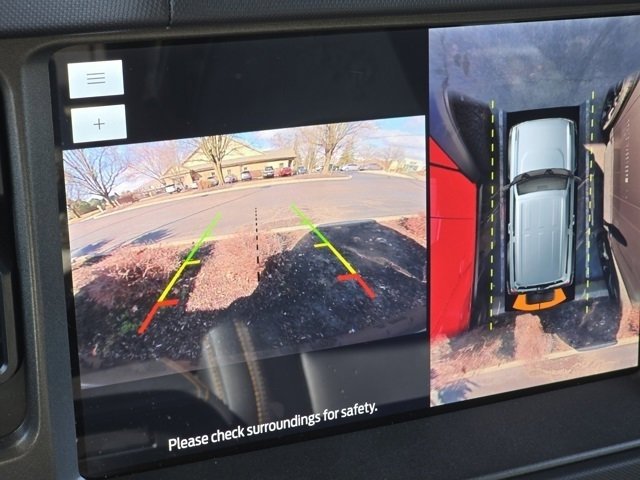 Used 2024 Ford Bronco Badlands image 8