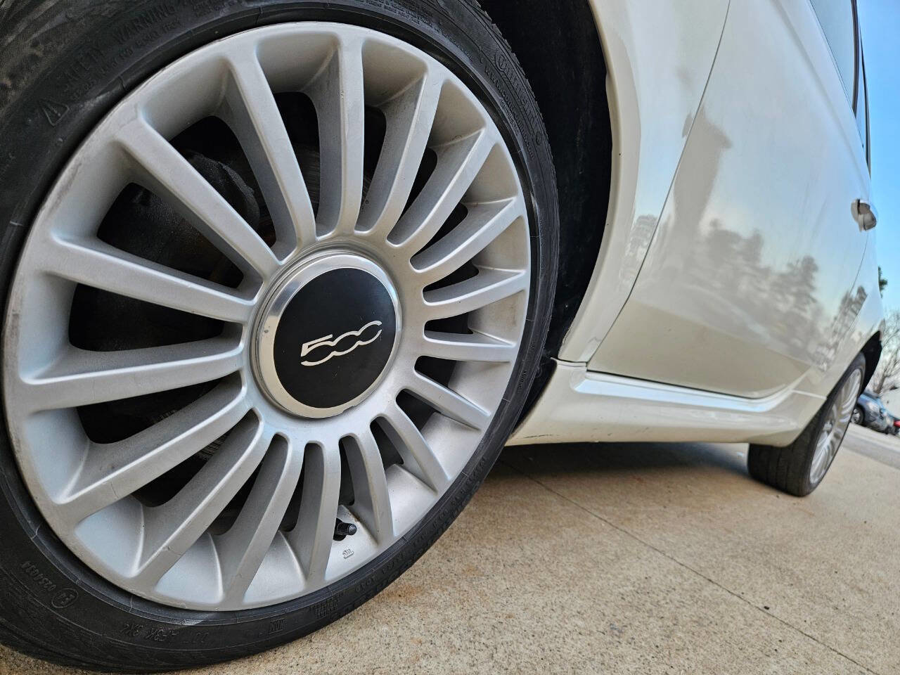 Used 2018 FIAT 500 Lounge image 8