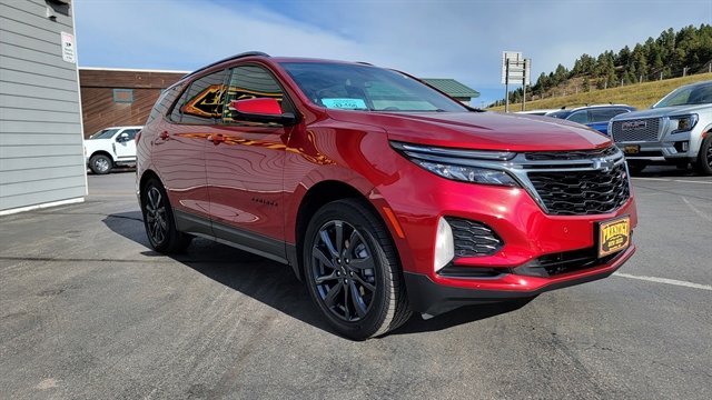 Used 2022 Chevrolet Equinox RS w/ RS Leather Package image 4