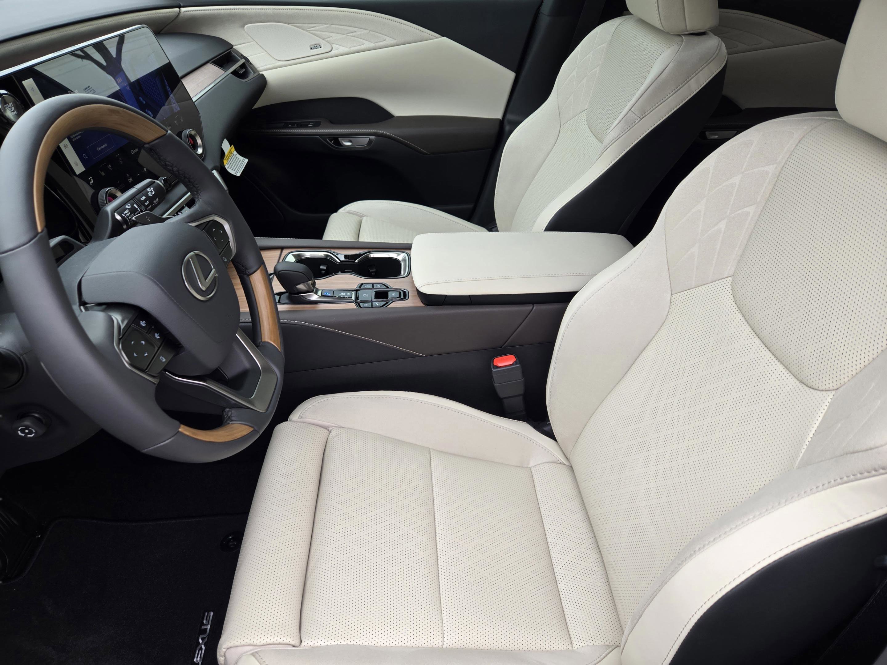 New 2026 Lexus RX 350 AWD image 9