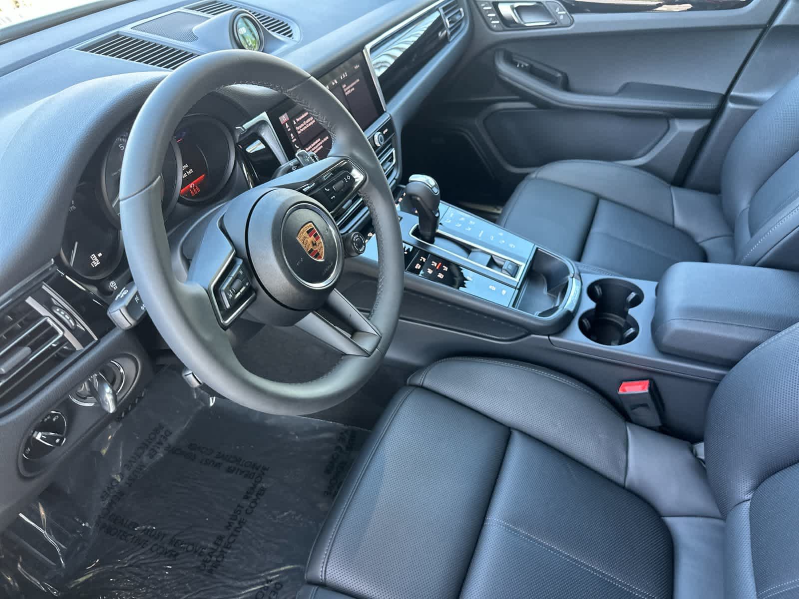 New 2026 Porsche Macan S AWD/4WD image 4