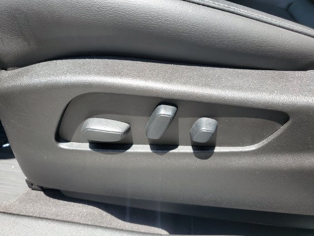 Used 2019 Cadillac XT4 Premium Luxury w/ Driver Awareness Package FWD image 19