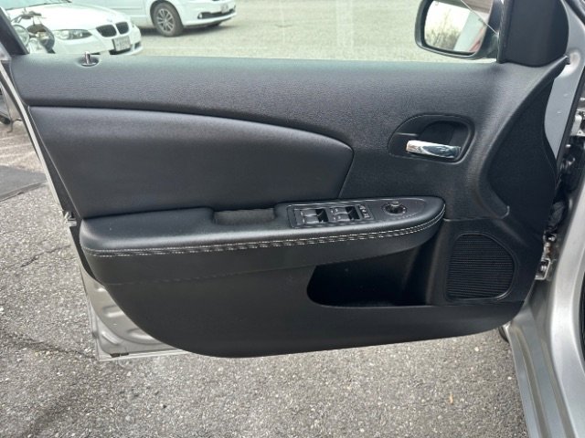 Used 2012 Chrysler 200 Limited image 15