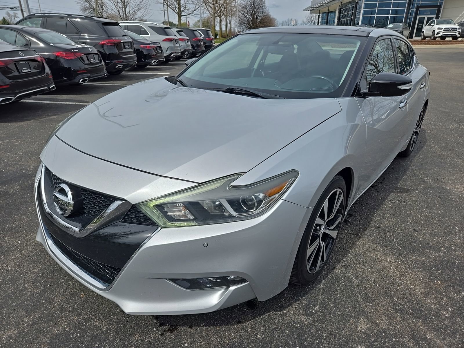 Used 2018 Nissan Maxima 3.5 SL FWD image 2