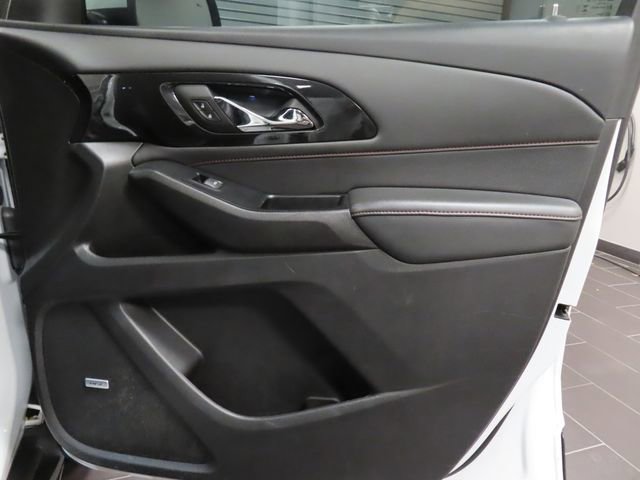 Used 2023 Chevrolet Traverse RS image 14