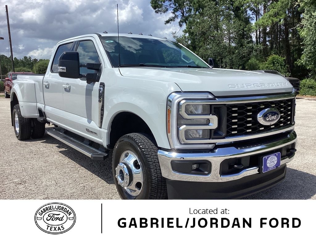 New 2026 Ford F350 Lariat