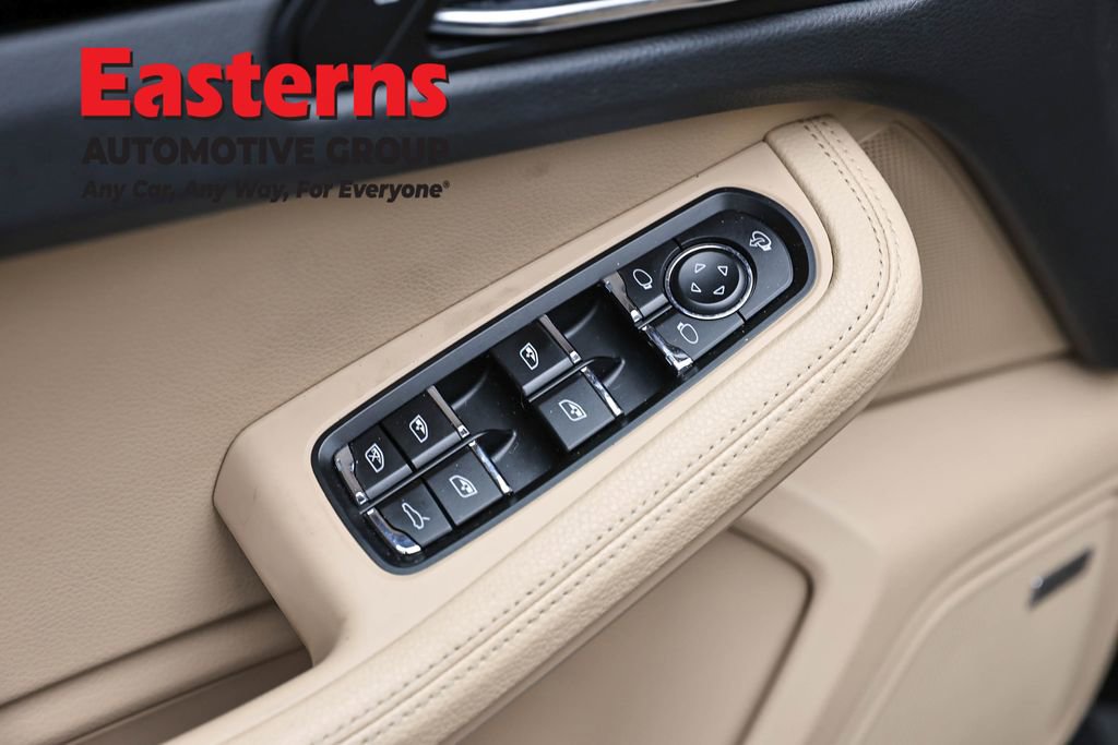 Used 2022 Porsche Macan AWD/4WD image 21