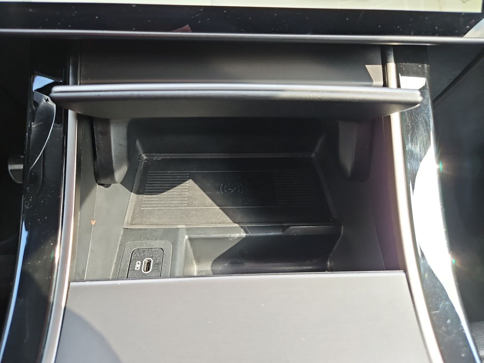 Used 2025 Land Rover Range Rover Velar Dynamic SE AWD/4WD image 27