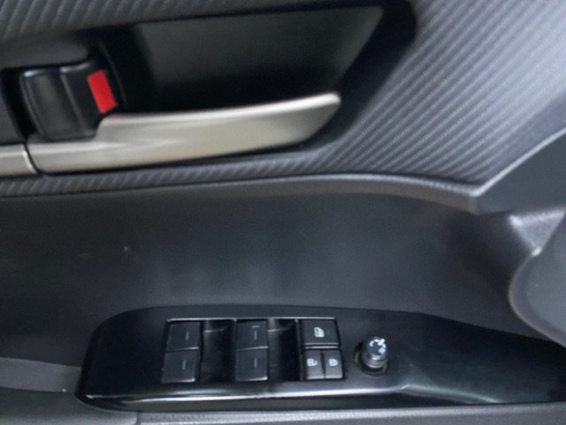 Used 2025 Toyota Camry SE FWD image 21