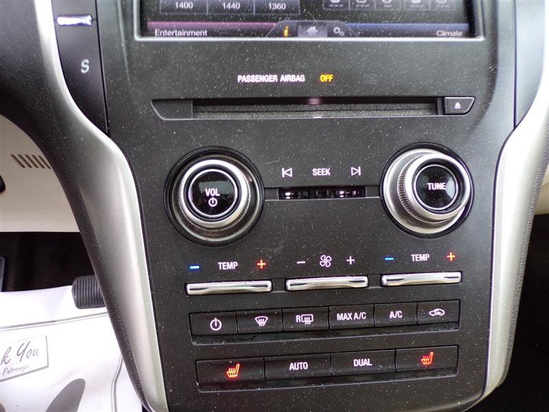 Used 2015 Lincoln MKC AWD w/ Equipment Group 102A Reserve image 33