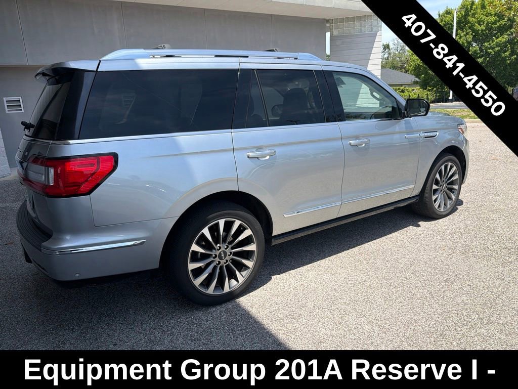 Used 2021 Lincoln Navigator Reserve w/ Luxury Package AWD/4WD image 2