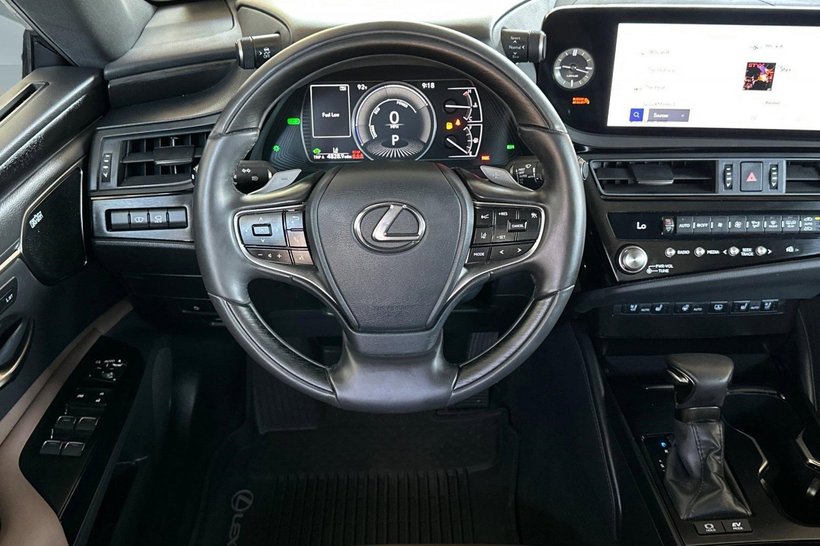 Certified 2025 Lexus ES 300h Ultra Luxury FWD image 29