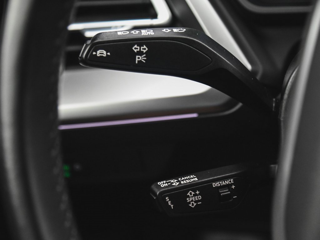 Used 2022 Audi Q4 e-tron Premium Plus w/ Premium Plus image 21