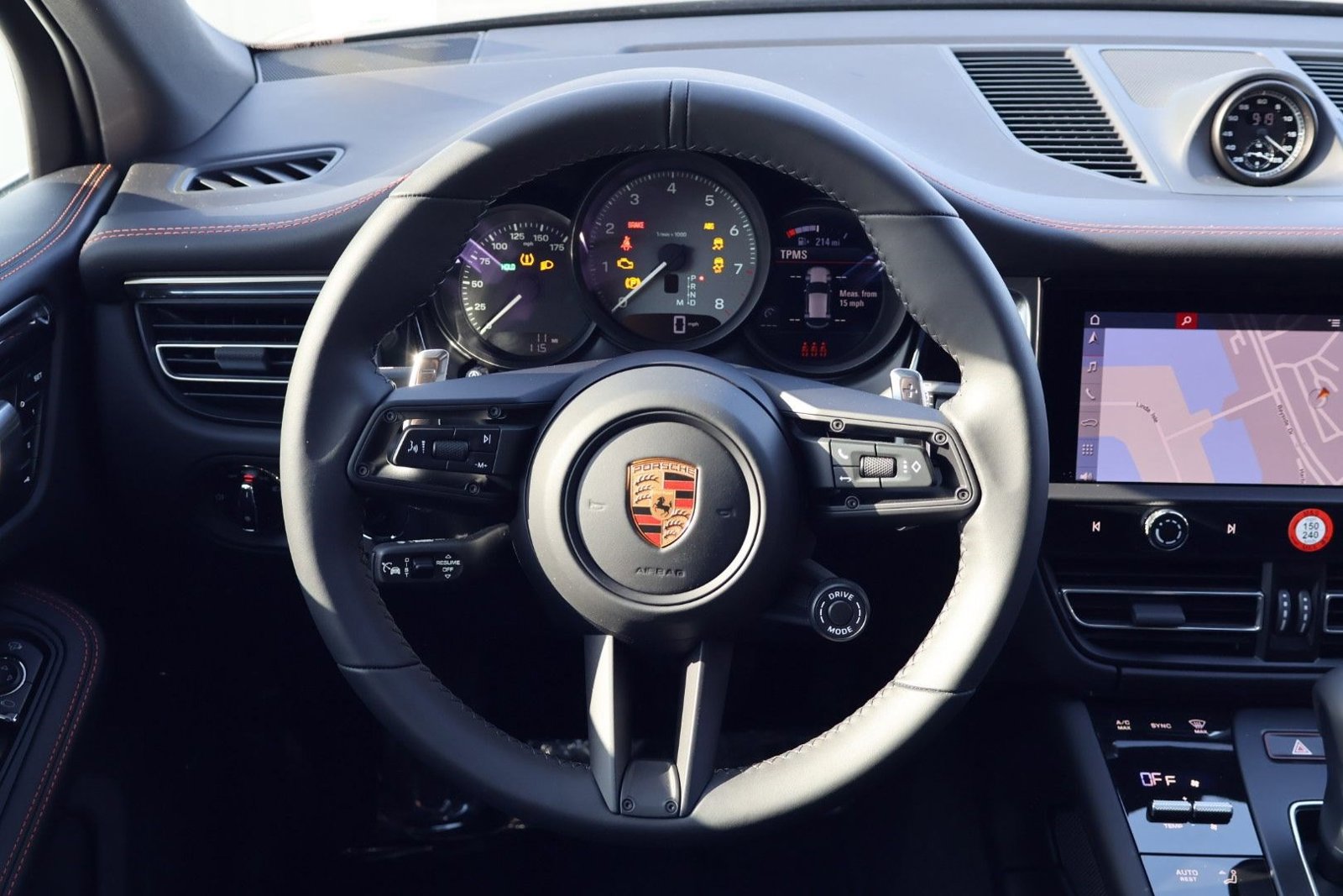 New 2026 Porsche Macan S image 15