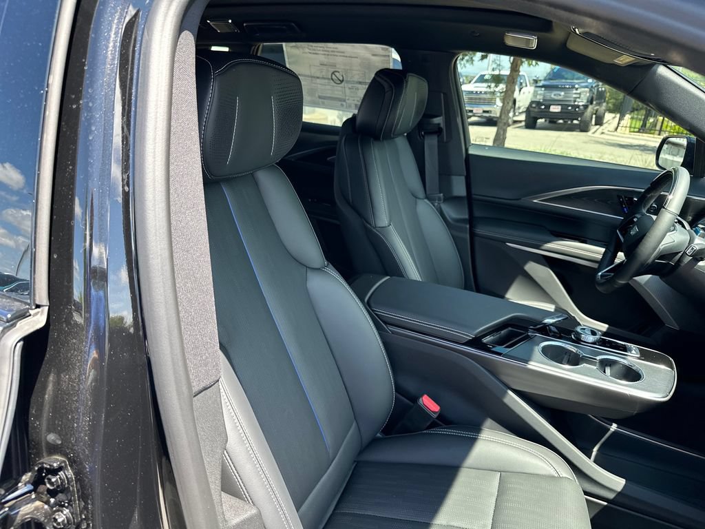 New 2026 Cadillac Lyriq Premium Sport AWD/4WD image 34