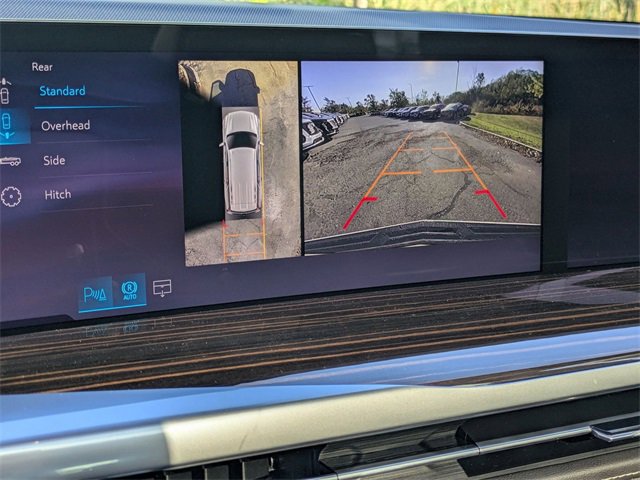 New 2026 Cadillac Escalade Luxury w/ Touring Package image 16