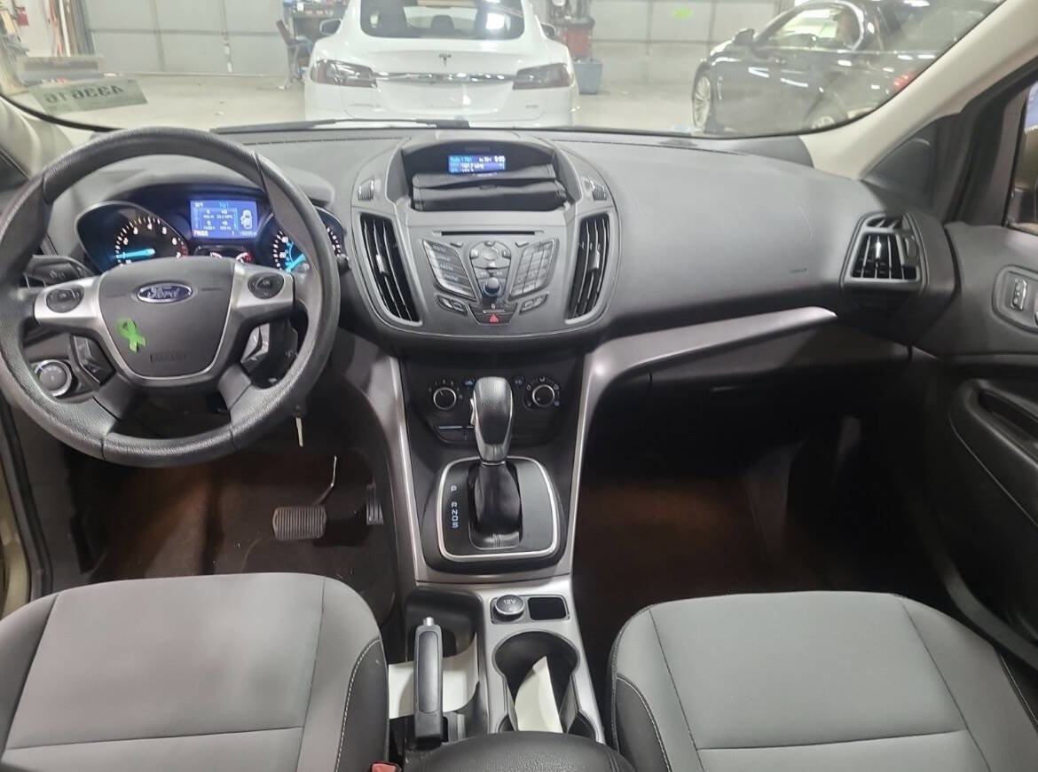 Used 2013 Ford Escape SE image 8