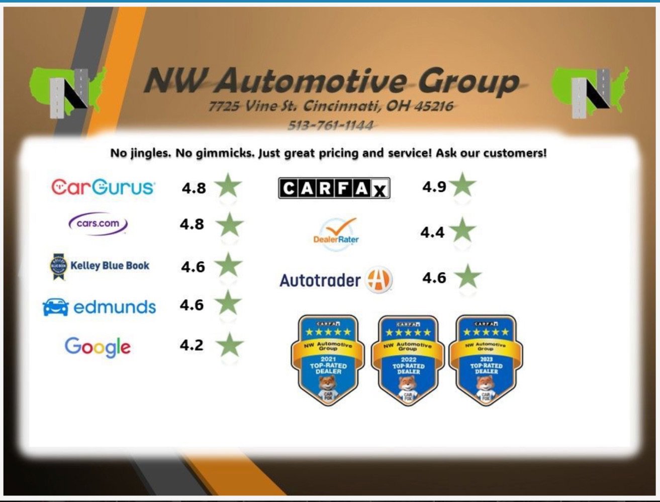 Used 2021 Chrysler 300 Touring image 4