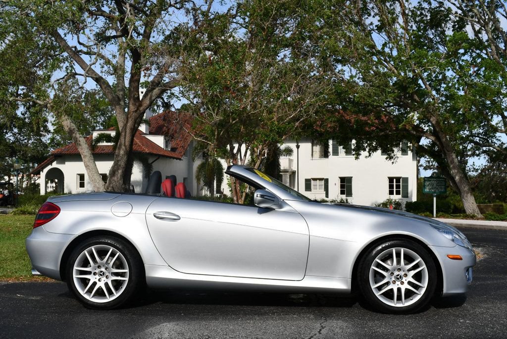 Used 2009 Mercedes-Benz SLK 300 image 38