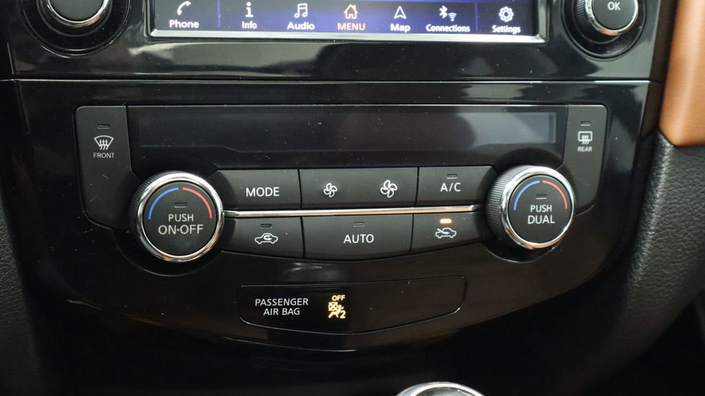 Used 2020 Nissan Rogue SL image 38