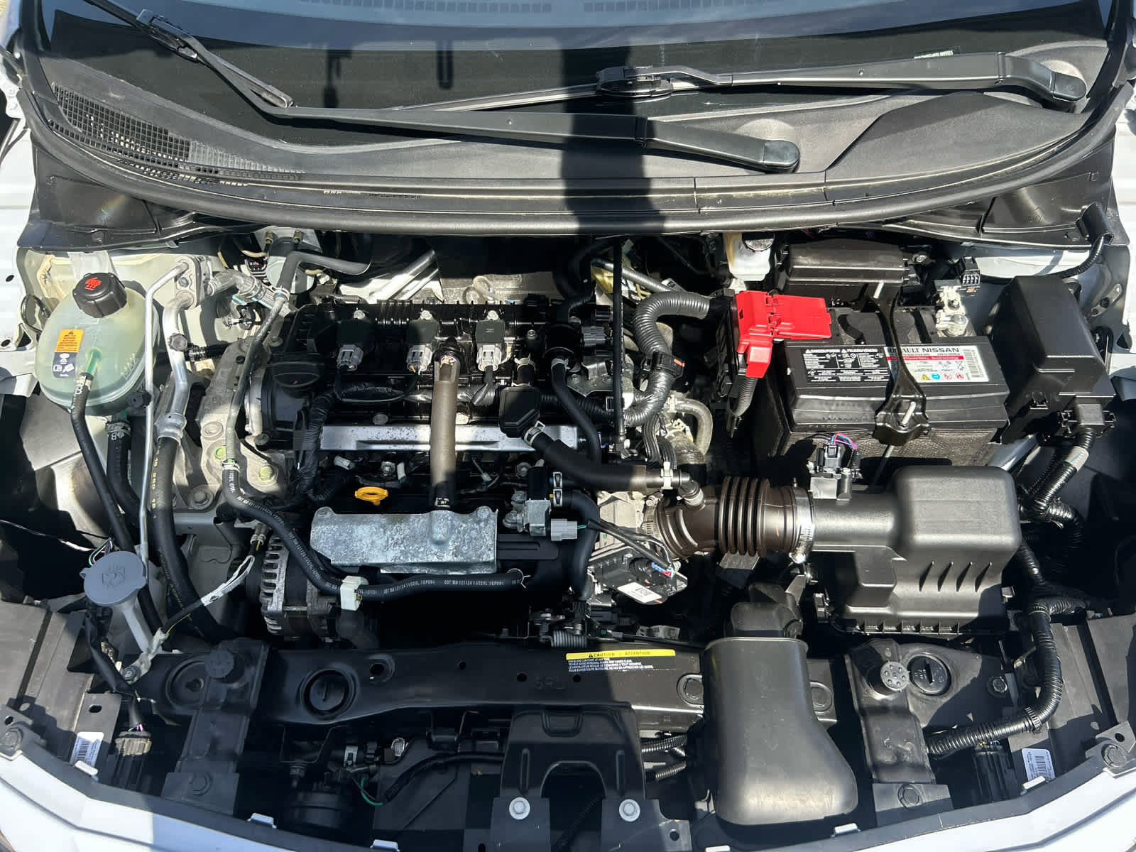 Used 2025 Nissan Versa SV w/ Trunk Package FWD image 25
