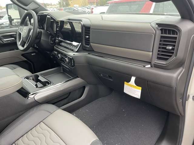 New 2026 Chevrolet Silverado 2500 ZR2 image 14