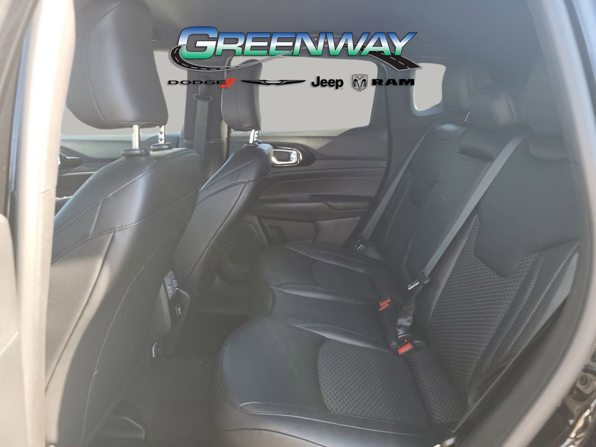 New 2026 Jeep Compass Latitude image 14