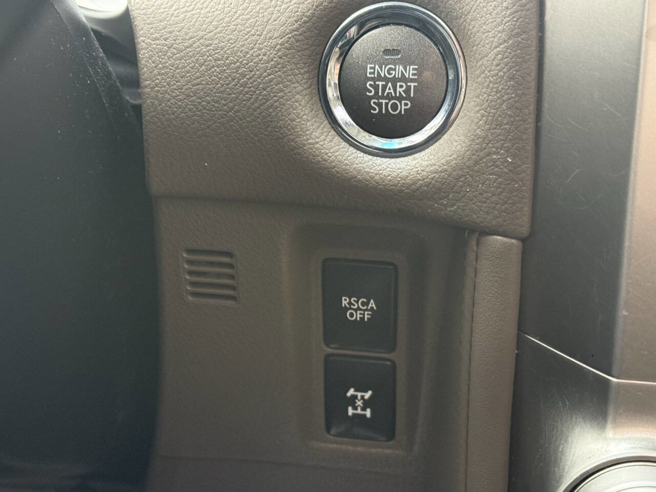 Used 2011 Lexus GX 460 image 10