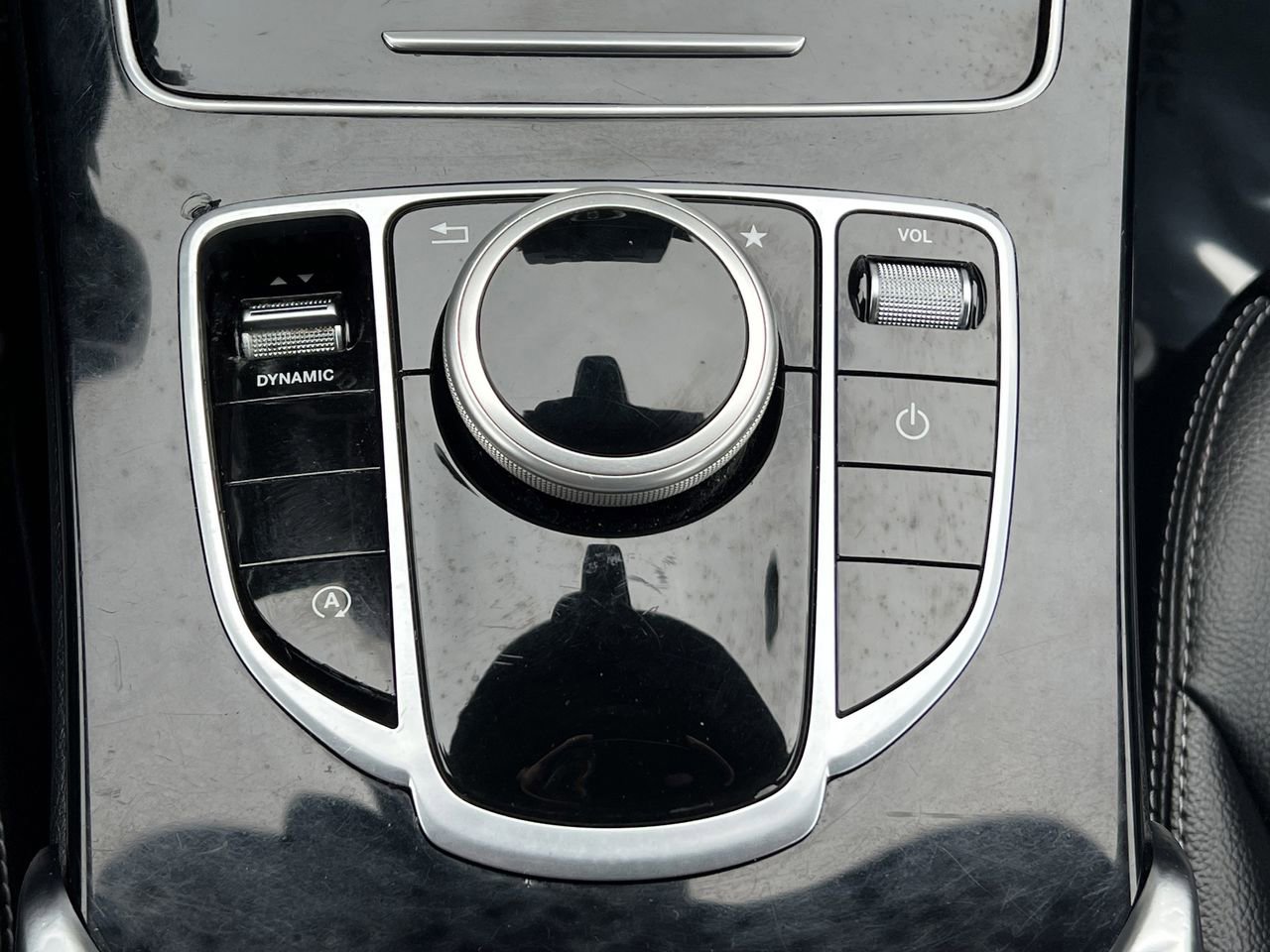 Used 2018 Mercedes-Benz C 300 Sedan image 8