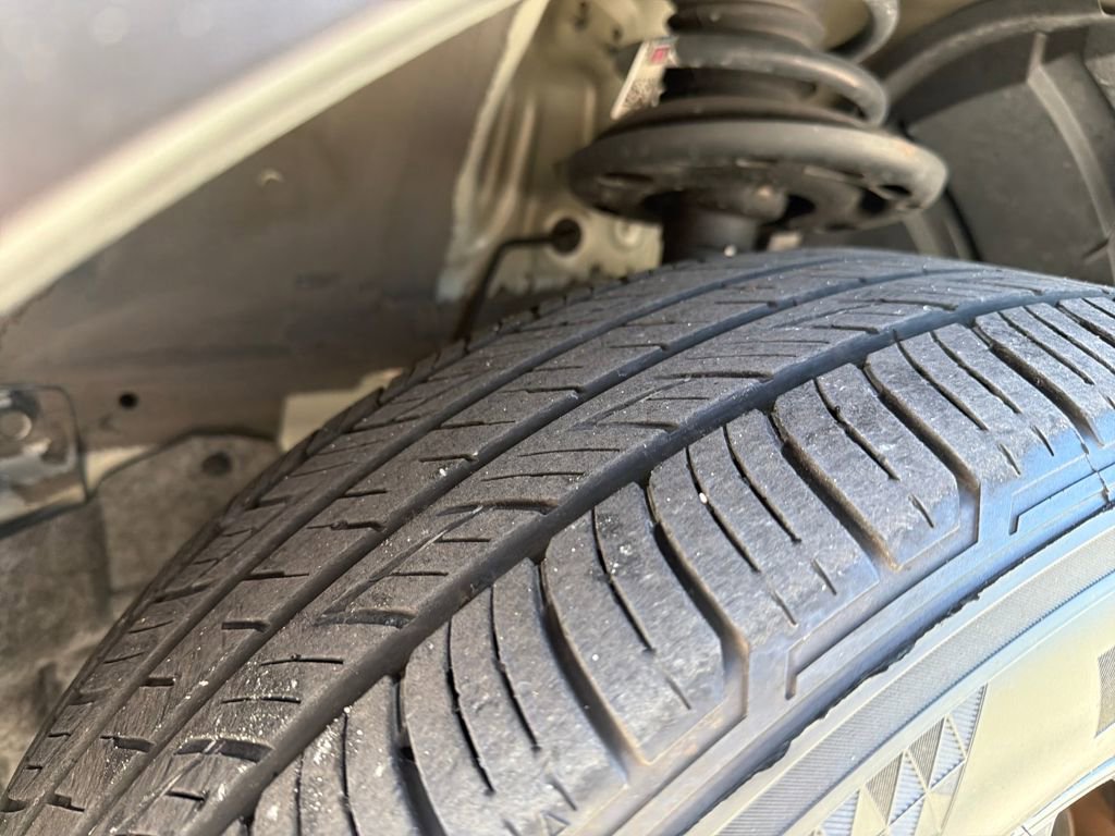 Used 2024 Nissan Pathfinder SV image 11