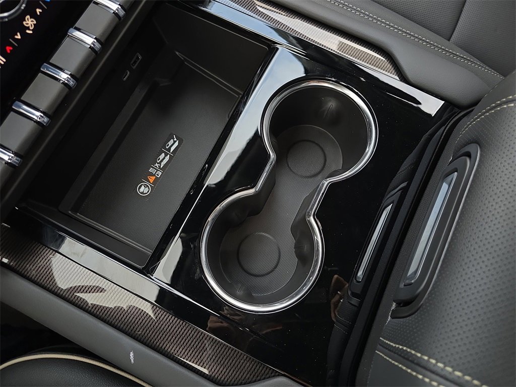 New 2026 GMC Yukon Elevation image 26