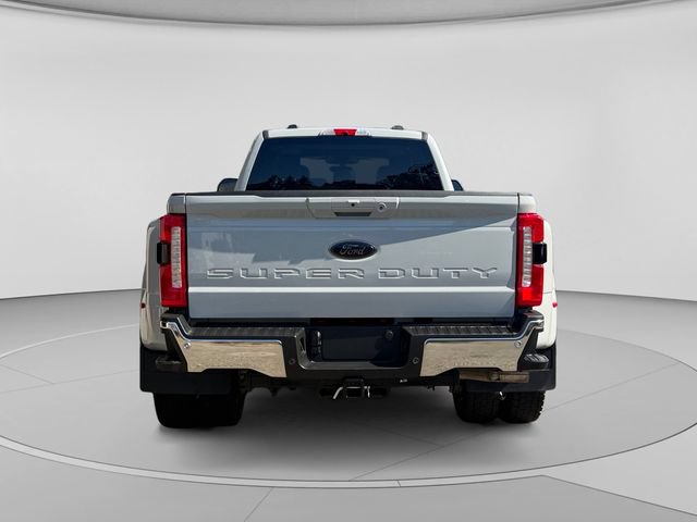 Certified 2025 Ford F450 Lariat w/ FX4 Off-Road Package AWD/4WD image 4
