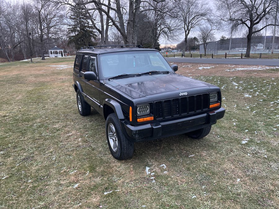Used 2000 Jeep Cherokee Classic