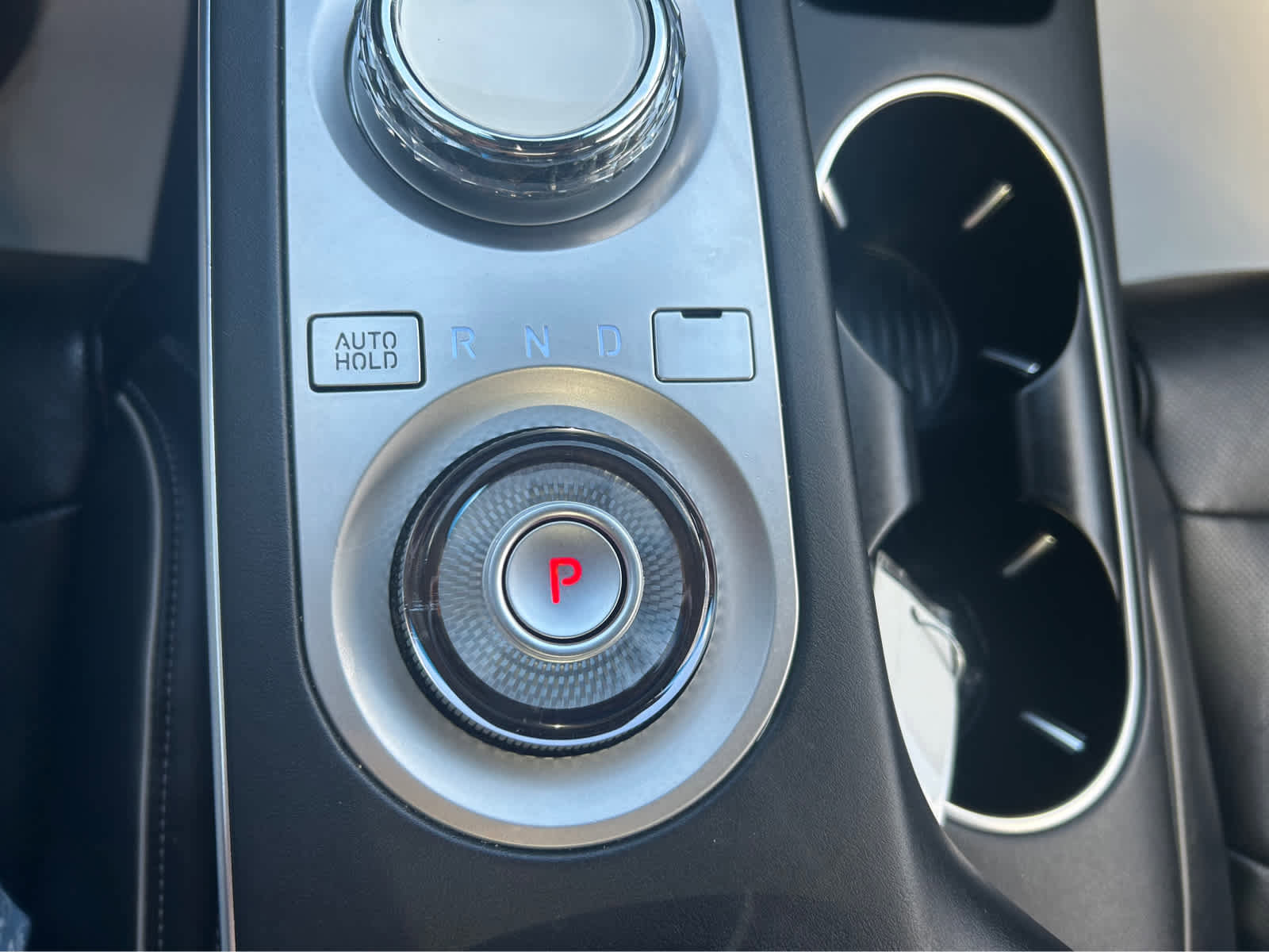 Used 2022 Genesis GV70 2.5T w/ Advanced Package image 25