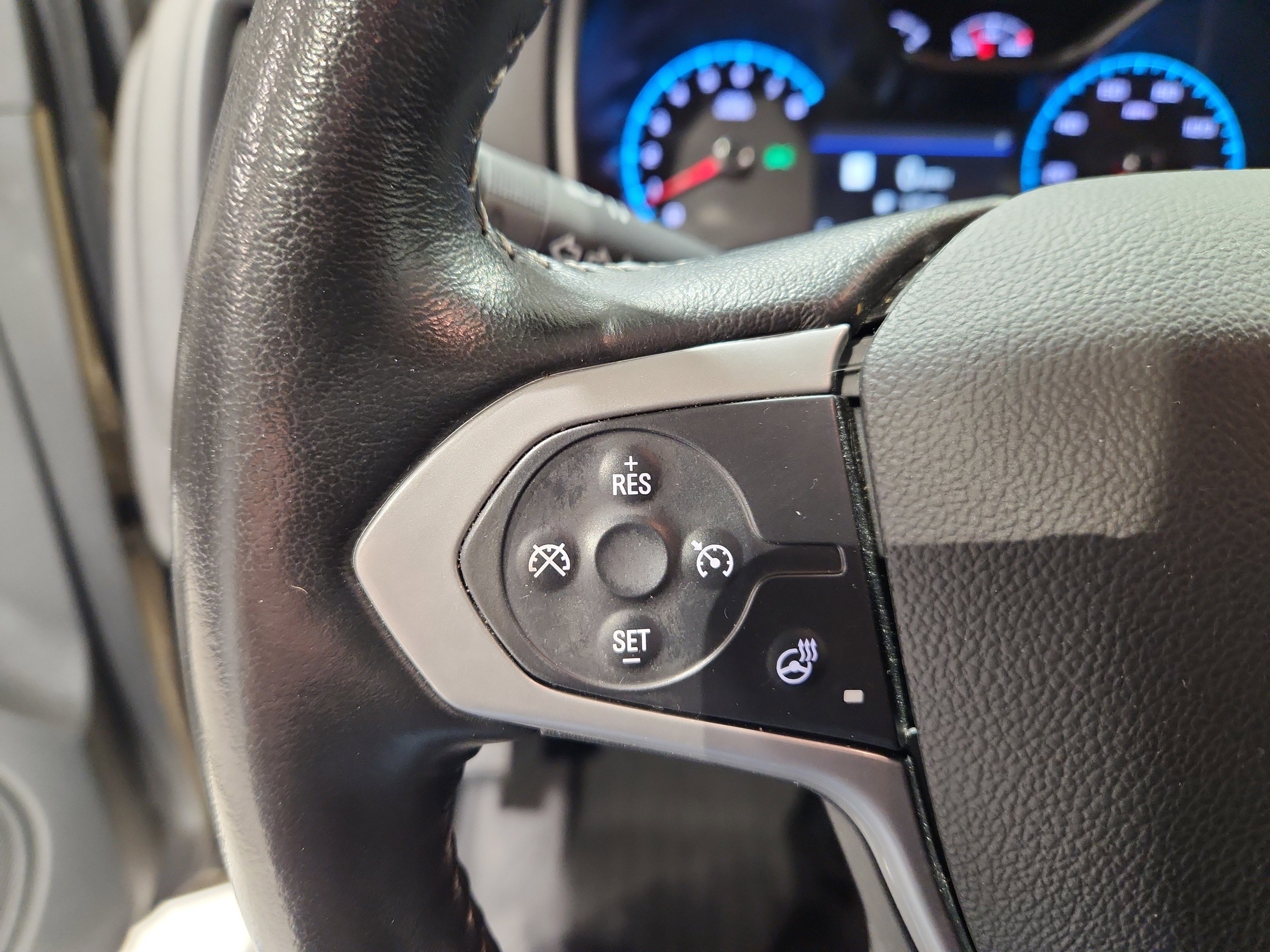 Certified 2022 Chevrolet Colorado ZR2 w/ Colorado ZR2 Bison Edition image 12