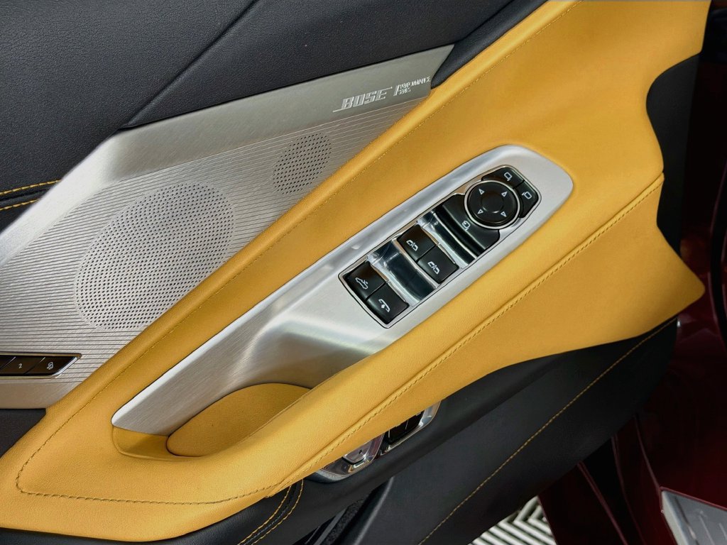 Used 2020 Chevrolet Corvette Stingray Preferred Conv w/ 2LT Preferred Equipment Group RWD image 18