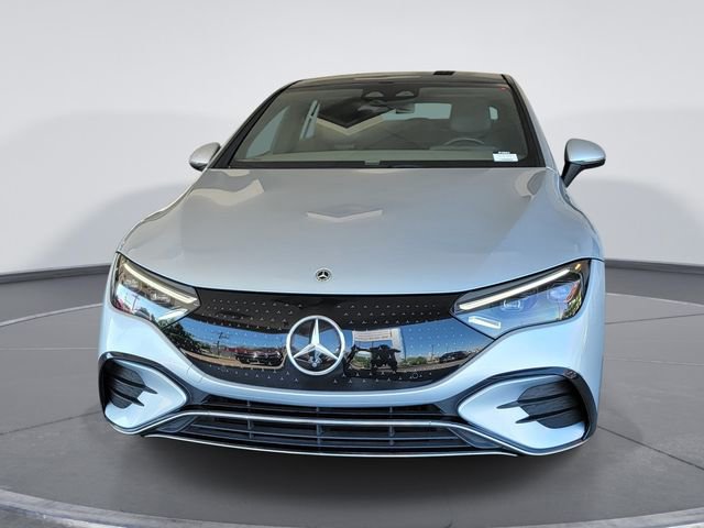 Used 2023 Mercedes-Benz EQE 500 4MATIC Sedan image 3