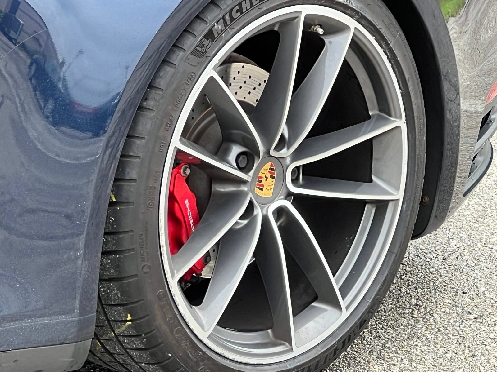 Certified 2020 Porsche 911 Carrera 4S AWD/4WD image 17