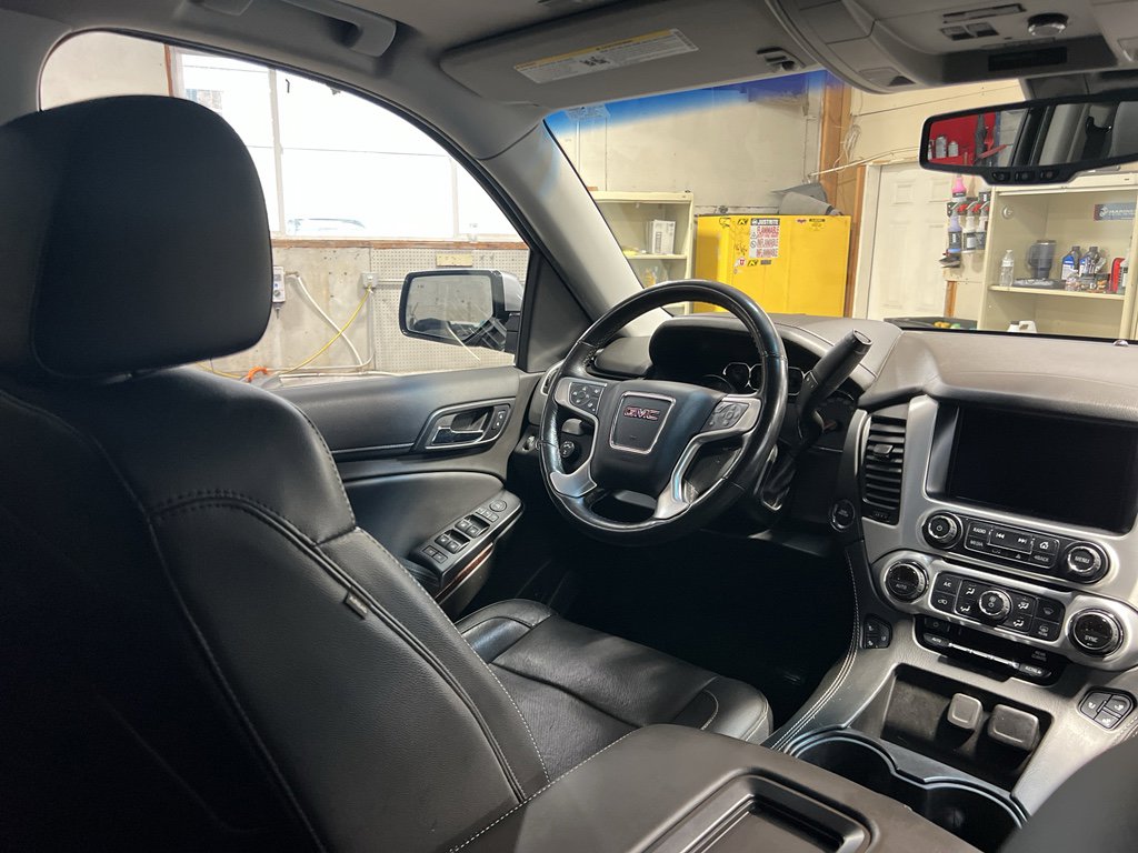 Certified 2018 GMC Yukon SLT w/ Open Road Package image 30