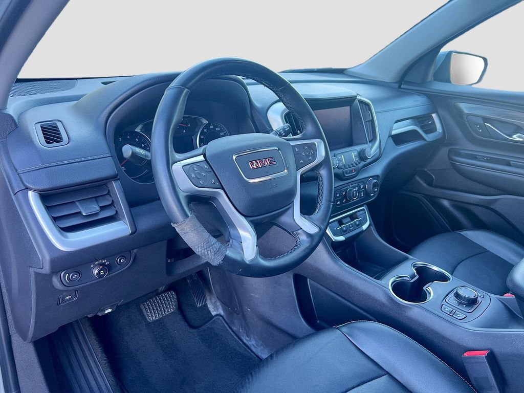 Used 2024 GMC Terrain SLT image 9