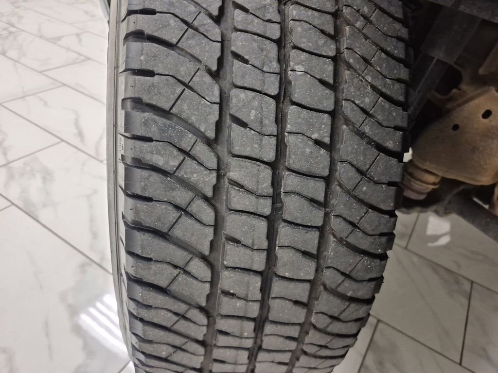 Used 2025 Chevrolet Silverado 3500 W/T w/ WT/CX Safety Package image 37