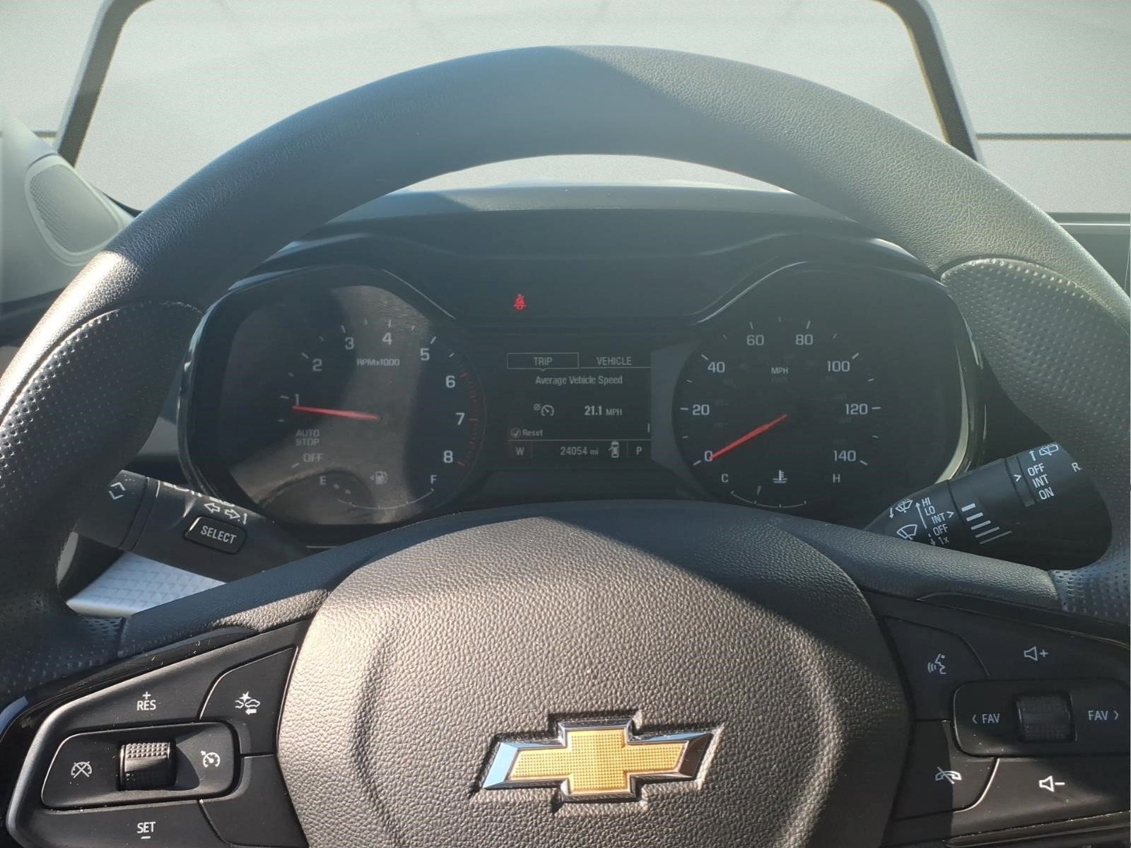 Used 2024 Chevrolet Trax LS w/ LS Convenience Package FWD image 18