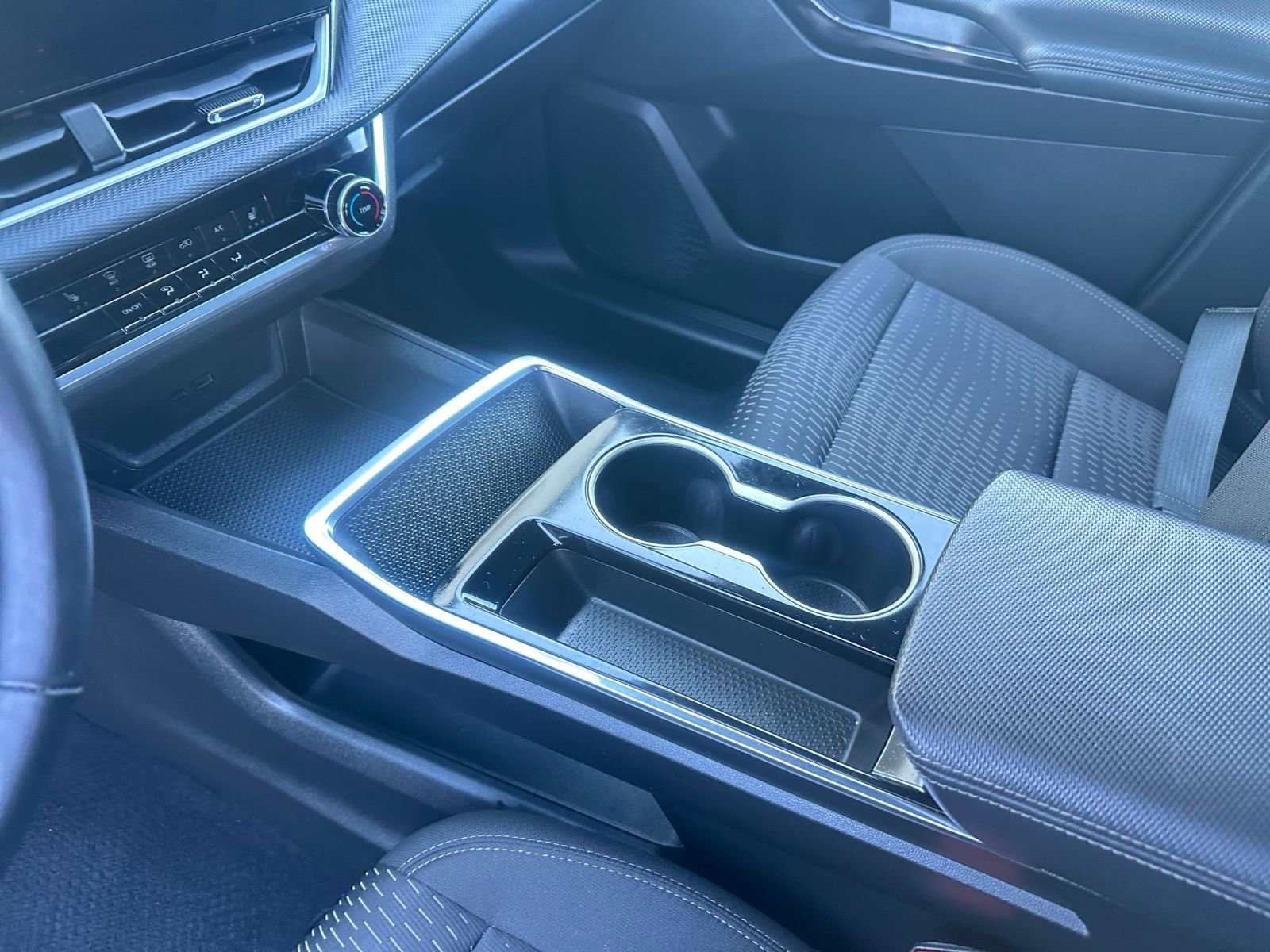 Used 2025 Chevrolet Equinox LT image 41