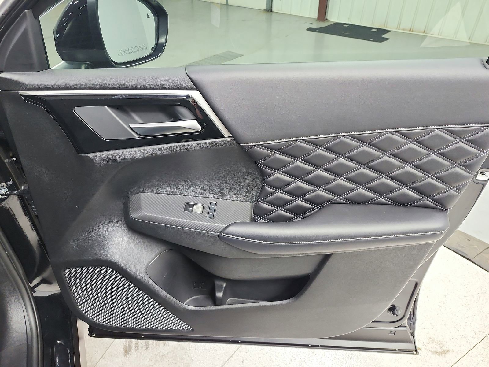 Used 2024 Mitsubishi Outlander SEL image 41